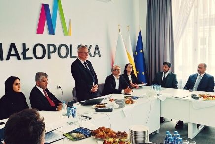 Przejdź do: Wizyta delegacji z ZEA w Małopolsce: perspektywy inwestycji w innowacyjne technologie wodorowe