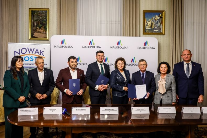 Podpisanie umowy na zaprojektowanie i wybudowanie obwodnicy Łącka