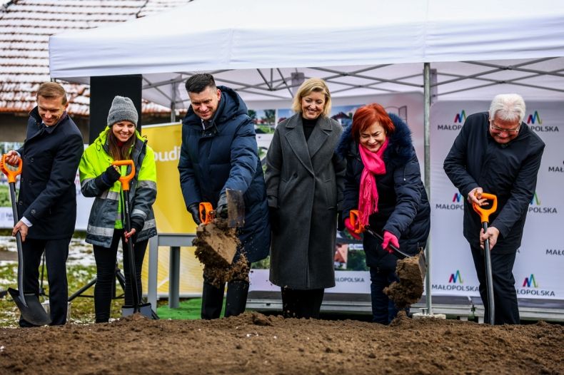 Rozpoczęcie inwestycji "Folwark kompetencji"