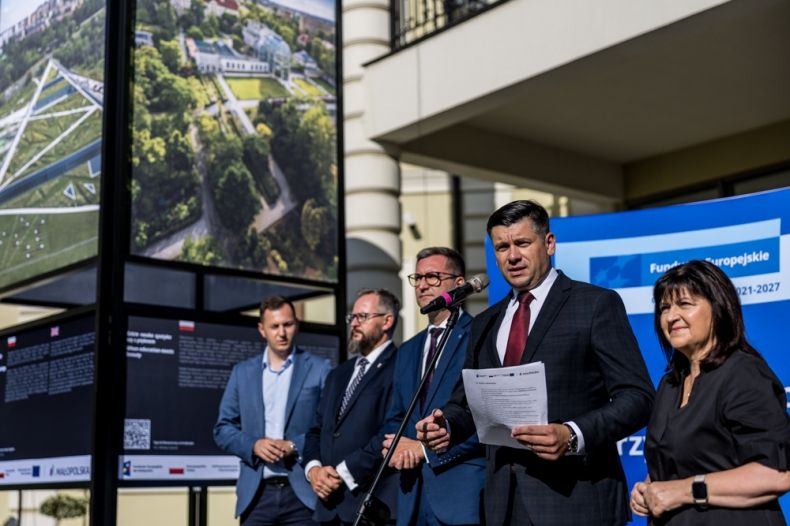 Otwarcie wystawy „20 lat Funduszy Europejskich w Małopolsce”