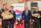 Uroczyste przekazanie pompy strażackiej oraz odbiór zadania pn. "Budowa Remizy Strażackiej OSP Ołpiny - etap I"