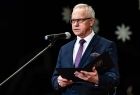Prezentacja dokonań nagrodzonych osób i organizacji