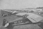 126 samolotów RWD-8 ofiarowanych przez społeczeństwo na rzecz armii (1937) - zdjęcie historyczne