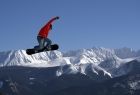 snowboardzista na tle Tatr