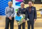 Pamiątkowe zdjęcia towarzyszące uroczystości przekazania sprzętu