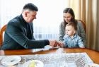 Spotkanie z pierwszym Małopolaninem urodzonym w 2025 roku oraz jego rodzicami