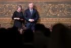 Pracownicy małopolskich urzędów pracy odznaczeni. Gala w Teatrze im. Juliusza Słowackiego w Krakowie