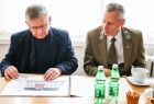 Popradzkie Centrum Edukacji Przyrodniczej w budowie. Wizyta wicemarszałka Witolda Kozłowskiego w gminie Rytro 