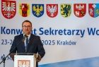 Obrady Konwentu Sekretarzy Województw RP w Krakowie, w Muzeum Lotnictwa Polskiego, który odbył się 24 kwietnia 2025 roku.
