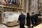 Uroczystości przy grobie św. Jana Pawła II