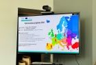 Zdjęcie przedstawia slajd prezentacji z mapą pokazującą zaangażowanych partnerów 