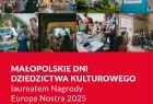 „Kolaż dziewięciu zdjęć z Małopolskich Dni Dziedzictwa Kulturowego: wizyta w drewnianym kościele, dziecko z rodzicem przy ulu, grupa przy nowoczesnej rzeźbie plenerowej, wystawa materiałów promocyjnych,. świętowanie z tortem, oprowadzanie