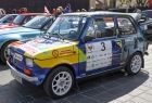Niebieski Fiat 126p.