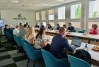 Zdjęcie przedstawia członków Regionalnej Grupy Interesariuszy projektu Start in Mountains 