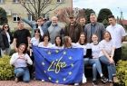 z flagą Unii Europejskiej