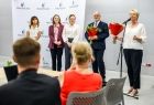 Iwona Gibas z zarządu województwa wraz z przedstawicielami instytucji kultury
