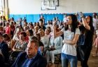 Mamy filmujące komórkami występy artystyczne swoich dzieci 
