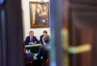 Zdjęcie ze spotkania Marszałków Województw z Komisarzem ds. Budżetu, zwalczania nadużyć finansowych i administracji publicznej Panem Piotrem Serafinem, które odbyło się w Krakowie.