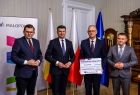 Przekazanie promes na inwestycje wodno-kanalizacyjne