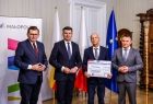 Przekazanie promes na inwestycje wodno-kanalizacyjne