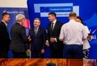 Przekazanie promes dla instytucji naukowych