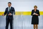 Marszałek Łukasz Smółka na scenie.