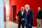 Zwiedzanie Małopolskiego Centrum Nauki Cogiteon – nowoczesnej instytucji województwa małopolskiego, której misją jest popularyzacja nauki i wspieranie edukacji poprzez interaktywne wystawy oraz innowacyjne programy dydaktyczne.