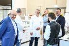 Zwiedzanie Małopolskiego Centrum Nauki Cogiteon – nowoczesnej instytucji województwa małopolskiego, której misją jest popularyzacja nauki i wspieranie edukacji poprzez interaktywne wystawy oraz innowacyjne programy dydaktyczne.