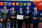 Zdjęcie grupowe pięciu marszałków. 