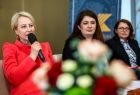 Iwona Gibas z Zarządu Województwa Małopolskiego zwracająca się do uczestników spotkania