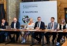 na konwencie