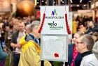 Zdjęcie prezentuje stoisko Małopolski podczas targów rowerowych