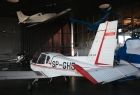 Samolot szkoleniowo-akrobacyjny Zlin-42M - nowy eksponat w gmachu głównym Muzeum Lotnictwa Polskiego w Krakowie