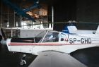 Samolot szkoleniowo-akrobacyjny Zlin-42M - nowy eksponat w gmachu głównym Muzeum Lotnictwa Polskiego w Krakowie