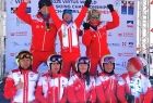 triumfalne zdjęcie wszystkich sportowców