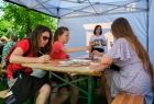 Malowane kwiaty w Zalipiu zachwycają i inspirują. 62 edycja konkursu „Malowana Chata”