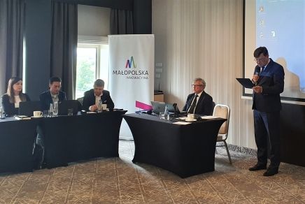 Przejdź do: Małopolska areną dyskusji o Inteligentnych Specjalizacjach w gospodarce