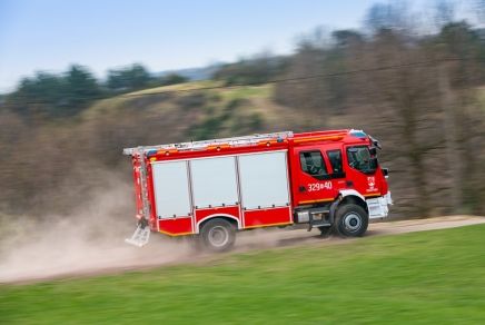 Przejdź do: Kolejne nowe samochody strażackie dla małopolskich ochotników