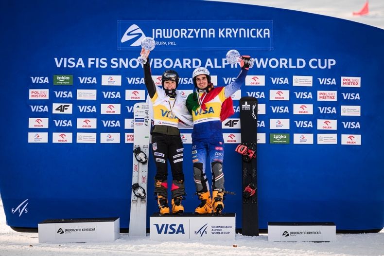na podium z nagrodami