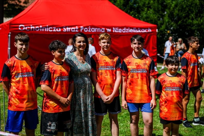 Biegali i pomagali. Strażmagedon w Szczurowej 