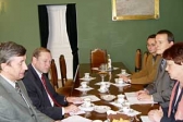Przejdź do: Rozmowy o współpracy z Rosjanami