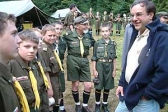 Przejdź do: Marszałek odwiedział harcerzy