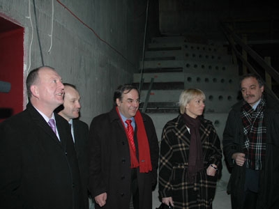 Wicemarszałek Leszek Zegzda, Członek Zarządu Marek Sowa, senator Janusz Sepioł, minister Elżbieta Bieńkowska oraz dyrektor Bogusław Nowak (z prawej).