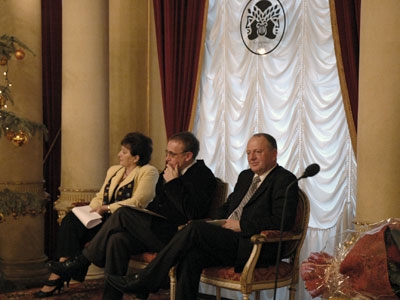 Zastępca prezydenta Elżbieta Lęcznarowicz, prof. Piotr Śliwiński i wicemarszałek Leszek Zegzda.