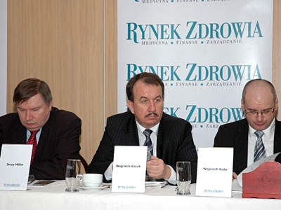 Wojciech Kozak (w środku)