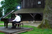 Przejdź do: Muzyka Chopina na Szlaku Architektury Drewnianej