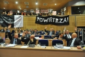 Przejdź do: XLIV sesja SWM: Radni za zakazem palenia węglem i drewnem w Krakowie
