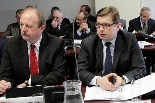 S.Sorys, członek ZWM (po lewej)/fot.źródło:www.wrotapodlasia.pl