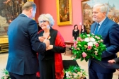 Przejdź do: Zofia Gołubiew uhonorowana złotym Krzyżem Małopolski