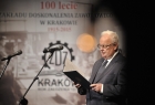 Od 100 lat uczą innych